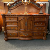Wynwood Mahogany Dresser with Mirror