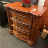 Wynwood Mahogany Nightstand