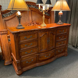 Wynwood Mahogany Dresser with Mirror